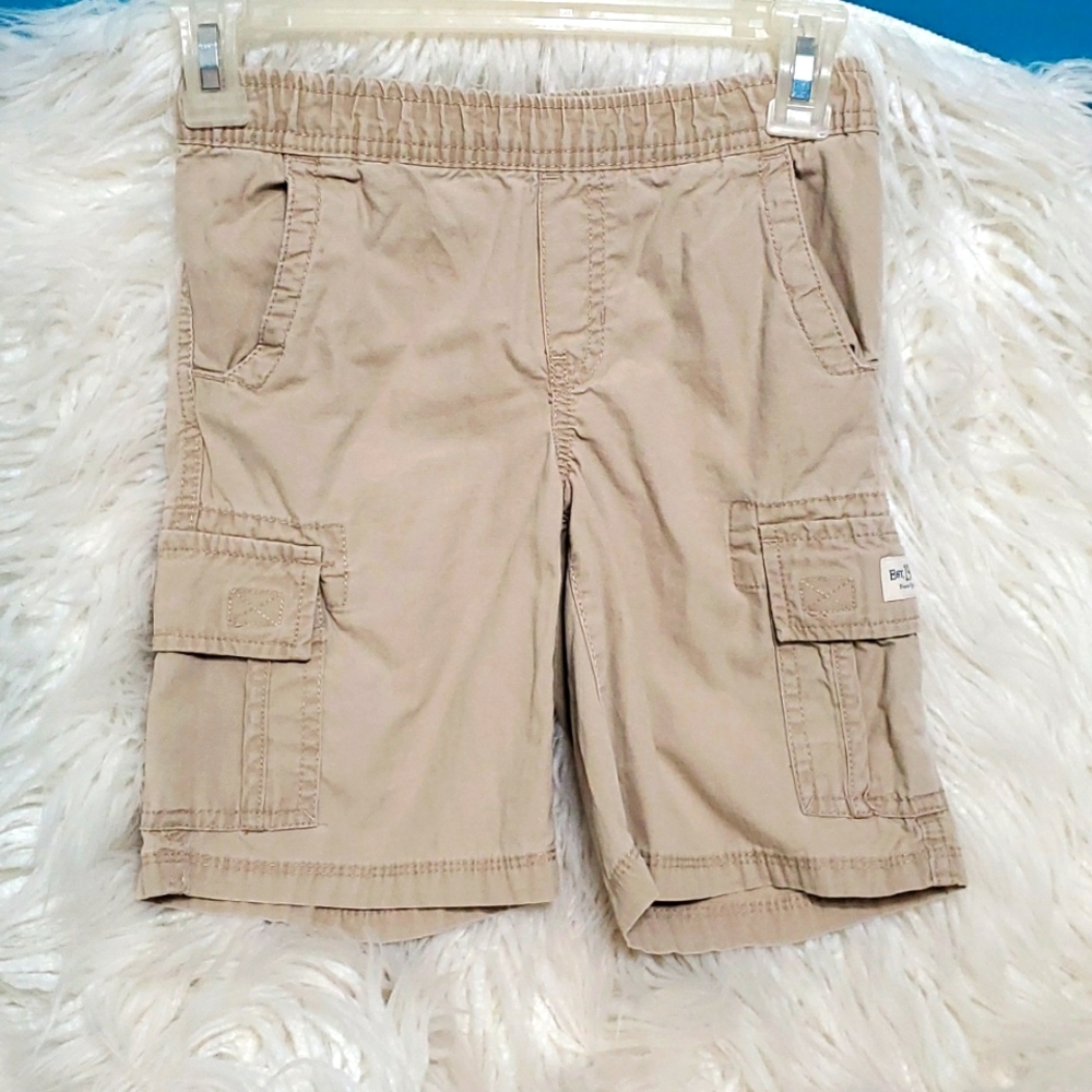 Children's Place khaki color cargo boys shorts size 6